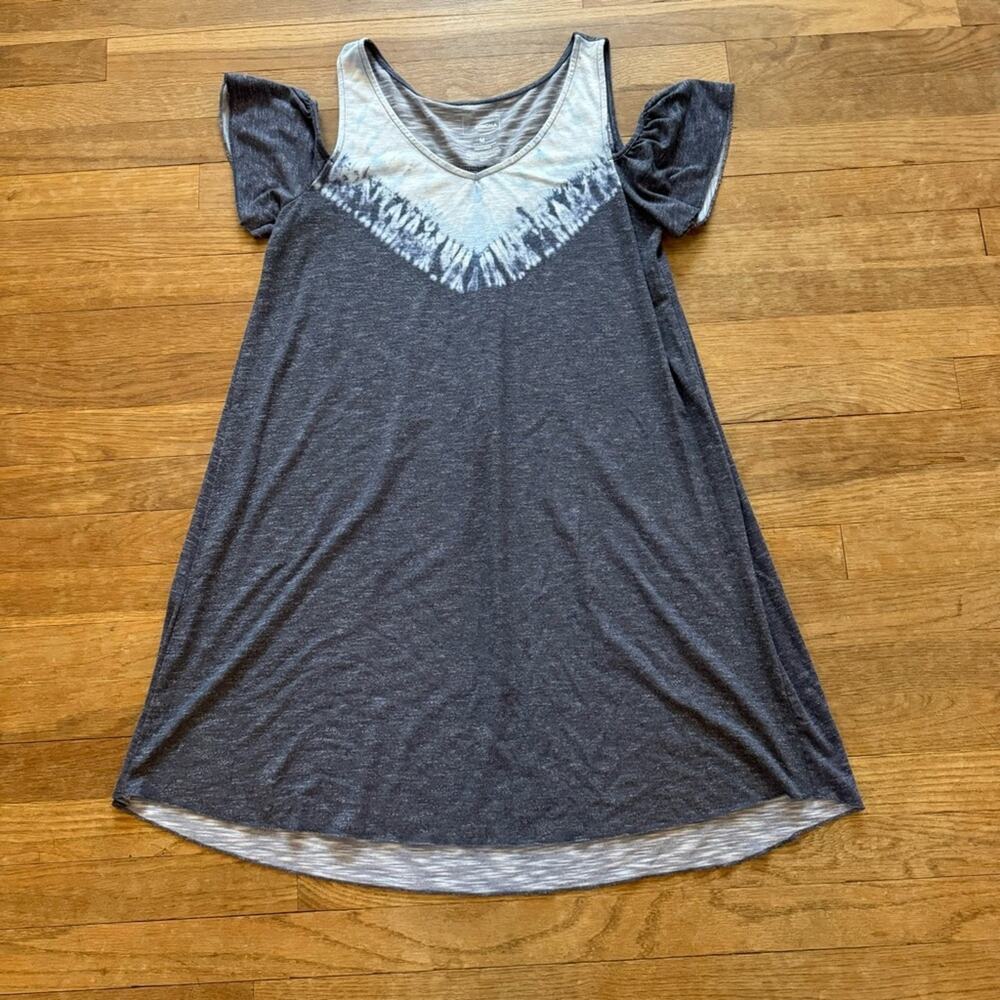 Sonoma gray knee length short sleeve cold shoulder shift dress sz medium M
b31